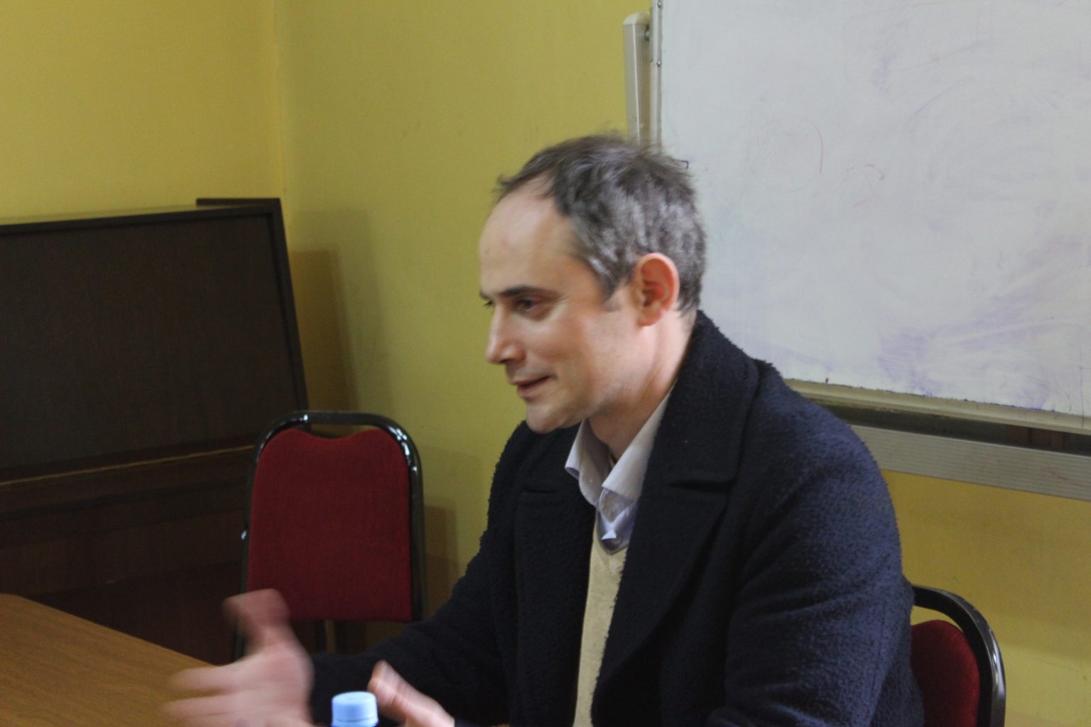 „სამოქალაქო განათლება და კონფლიქტების ანალიზი“